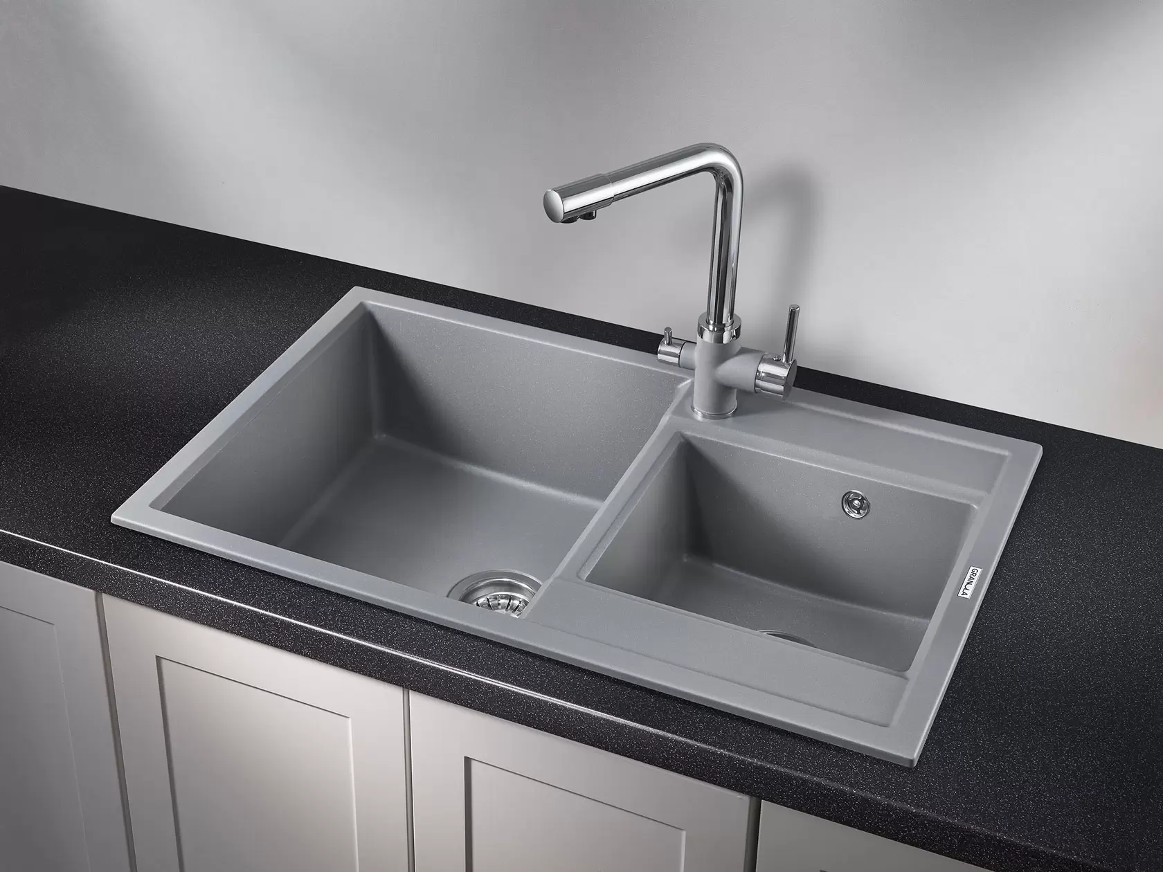 Кухонная мойка кварцевая Granula 8201