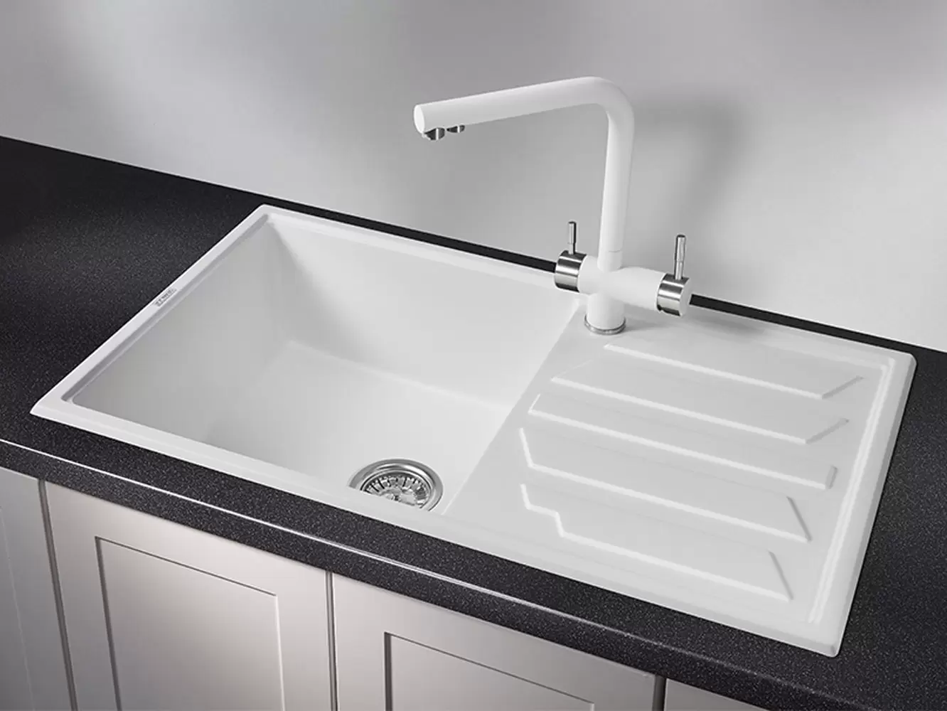 Кухонная мойка кварцевая Granula 8601